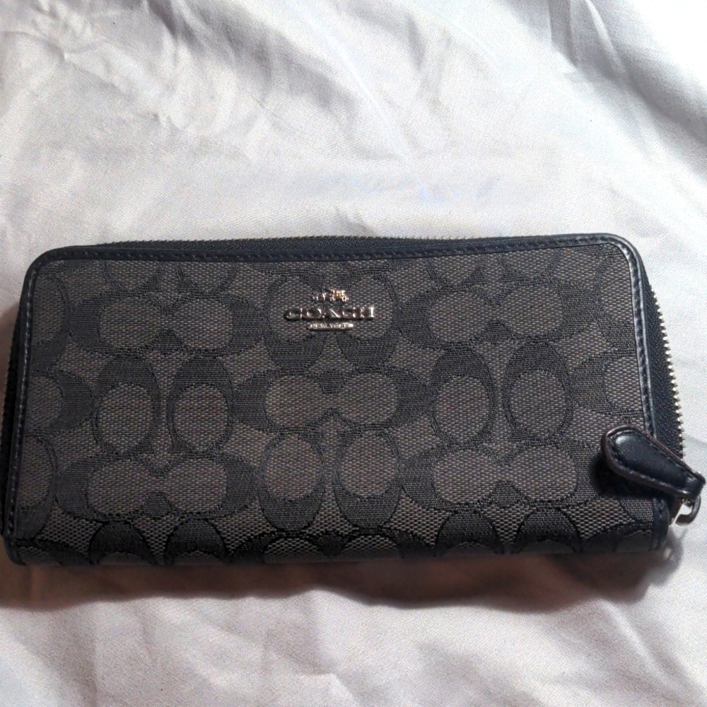 Coach Logo Zip Around Wallet